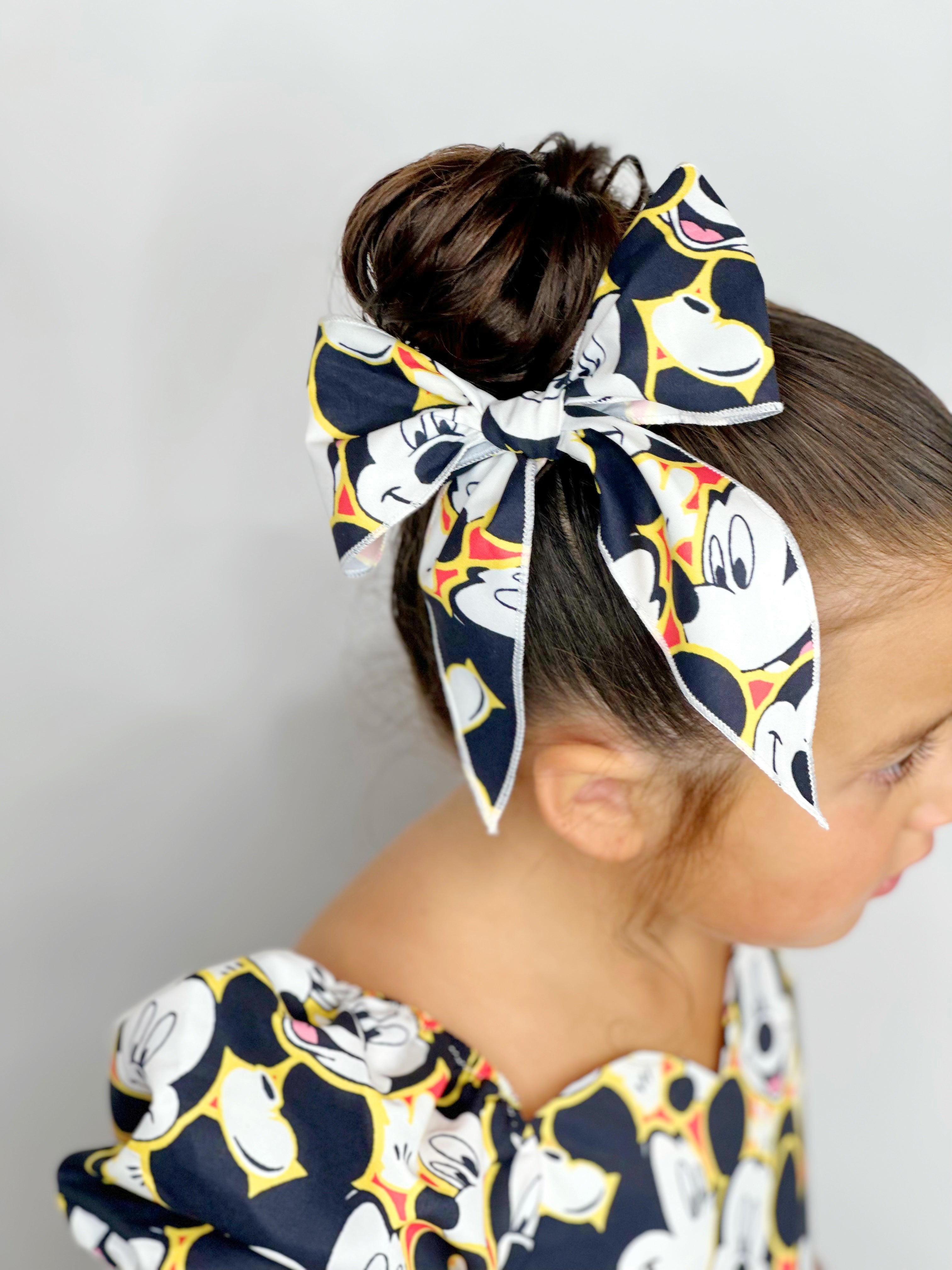 Mouse and friends bows