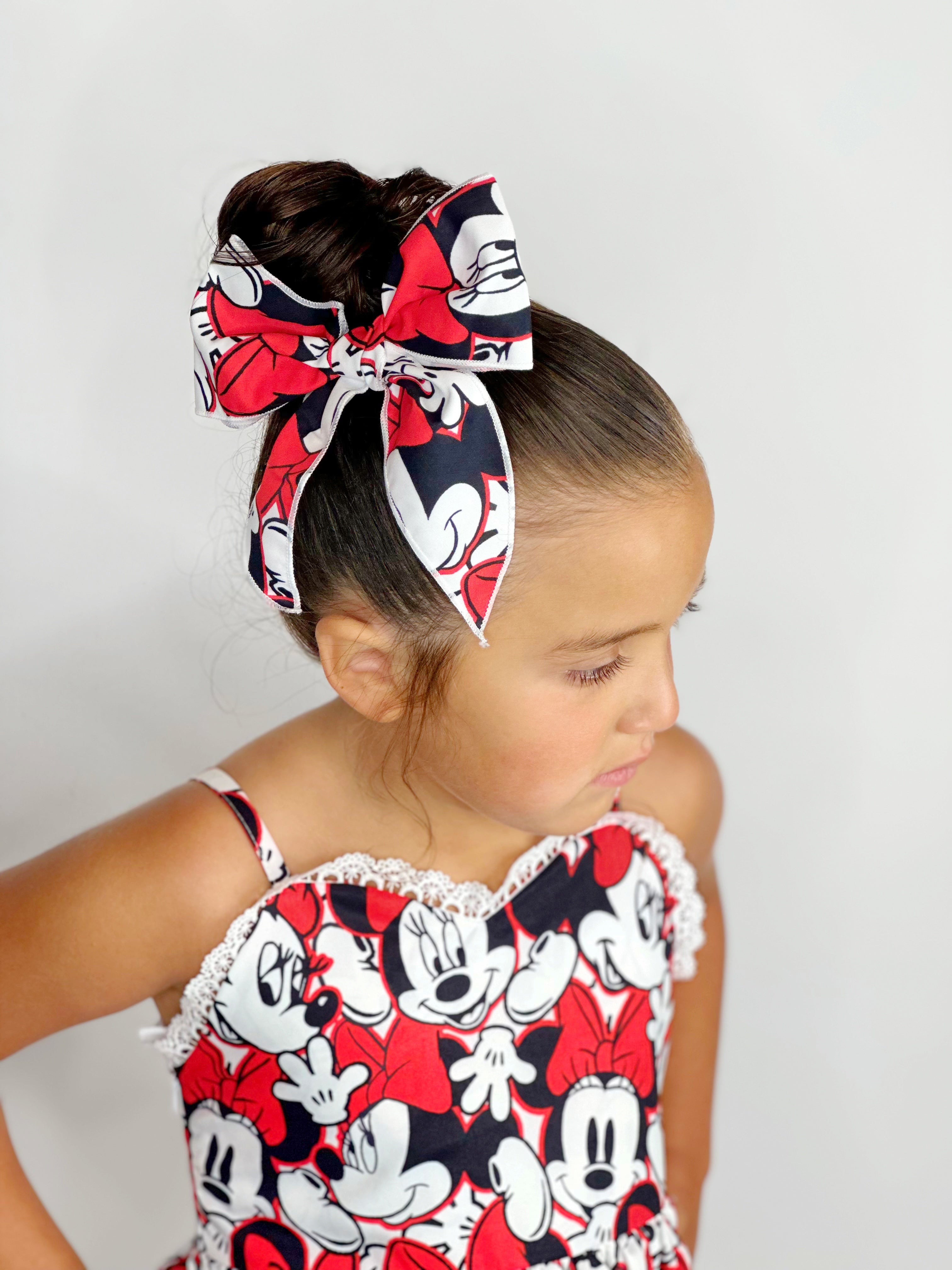 Mouse and friends bows